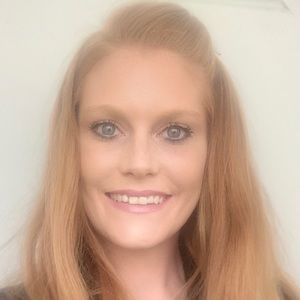 Meet your Posher, Holly